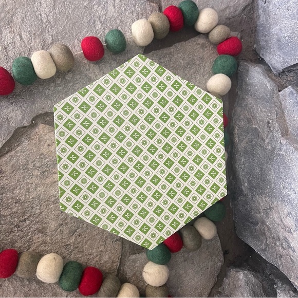 Vintage Mod 70s Christmas Tree Ball Ornaments Set of 14 - Picture 6 of 7